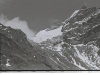 C01B14P07 23 : クンブ 氷河