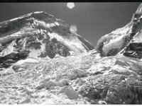 C01B14P07 33 : アイスファール クンブ 氷河