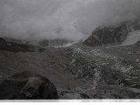 C01B14P08 11 : クンブ デブリ氷河 氷河