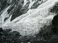 C01B14P10 35 : クンブ 構造 氷河