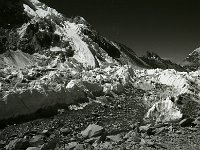C01B15P09 35 : アイスピナクル クンブ ベースキャンプ 氷河