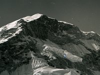 C01B15P10 16 : クンブ 氷河