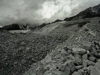 C01B15P11 06 : クンブ デブリ氷河