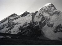 C01B16P05 25 : カラパタール クンブ チョモランマ ヌプツェ 氷河