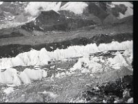 C01B16P05 34 : クンブ 氷丘 氷河