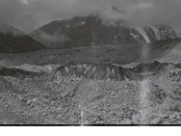C01B16P06 06 : クンブ デブリ氷河 モレーン ロブチェ