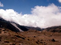 C02B09S01 12 : アマダブラム岩石氷河, クンブ, ハージュン, 雲