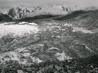 C03B06P05 14 : クンブ デブリ氷河 ベースキャンプ 氷河