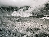 C03B06P07 35 : クンブ デブリ氷河 氷河