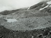 C03B06P08 10 : クンブ デブリ氷河