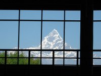 2008 11 11N03 003 : ポカラ マチャプチャリ 国際山岳博物館 窓
