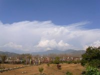 2010 01 25R01 028 : アンナプルナ ポカラ 国際山岳博物館 雲