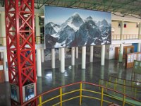 2010 02 03N02 032 : ポカラ 国際山岳博物館 大森氏大写真