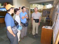 2010 03 31R01 009 : ポカラ 古川たち 国際山岳博物館 見学者