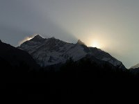 R0013438  Exif JPEG PICTURE : アンナプルナ, カリガンダキ流域, カロパニ, カロパニ・ティティ, 一峰, 日の出