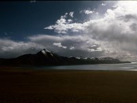 C05B06S11 06 : 氷河湖 湖沼 積雲